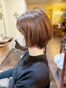 フェイバー 赤坂店(FAVOR) 【硬毛、多毛、癖毛の方でも収まるショートBOB】