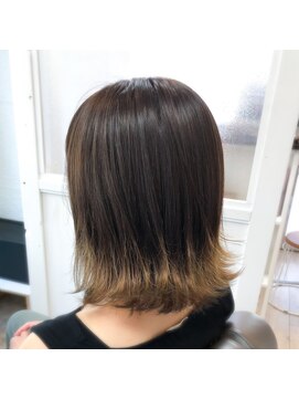 ちゅら髪 アクセントカラーボブ