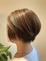 キー(KEY)&nbsp;ハイトーンショートボブ
