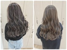 【ハイライトグラデーション】も人気のある、デザインカラーです。薄いピンク系バレイヤージュも大人気♪