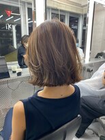 イキ 表参道(iki omotesando)&nbsp;モード/無造作ウェーブ/大人ガーリー[表参道駅]