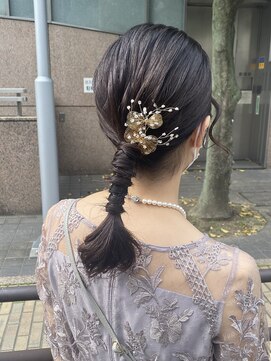 デコヘアー キートス(DECO HAIR kiitos) タイトローポニー