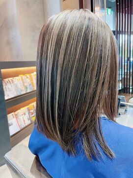 グラム バイ レイエレガンス(glam by REIELEGANCE) 透明感ハイライトグレージュ