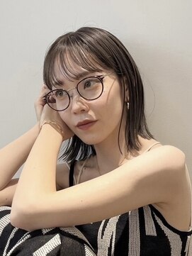 ロマリア(Lomalia) 【Lomalia表参道/Natsuno】切りっぱなしボブ/グレージュカラー