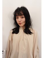 ブリーチなし黒髪シアーカラーカールセミディレイヤーカット