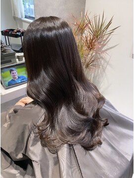 ワタトリ(waTatori) 髪質改善韓国風レイヤーカット/オリーブグレー/ココアベージュ