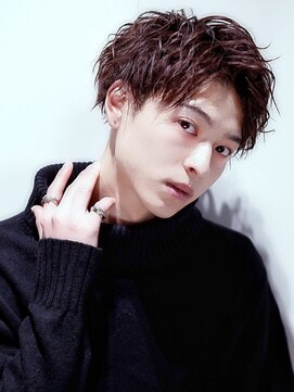 クロト 熊本(KUROT) ツーブロックマッシュ韓流センターパート簡単流行刈り上げ