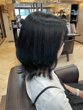 キャラ 池袋本店(CHARA) アッシュブラックのウルフカット！【池袋/ウルフカット/大村】