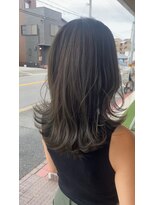 フォリア(Foria)&nbsp;ふんわりレイヤー×グレージュ