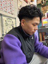 フッドウルフ(HOODWOLF) ショートラルフカール