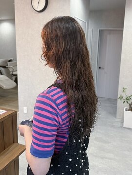 ブローフィー(Blowfy) 【 Blowfy 】パーマ ウェーブパーマ ロング