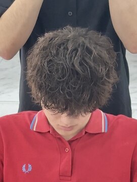 シーン(scene) シャドウパーマ×縦落ち×brown【広島】