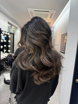 ブロンド(Blonde) ハイライト　グレージュ