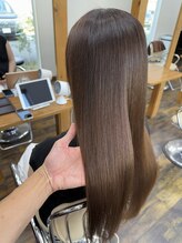 チームボス(Team BOSS)&nbsp;艶がほしい、広がる、うねる、パサパサは美髪縮毛矯正がオススメ