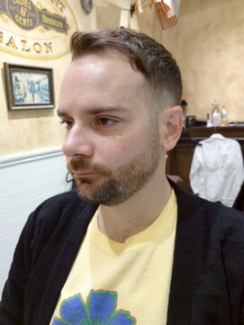 ルドローブラントオオサカ(LUDLOW BLUNT Osaka) 【LUDLOW　BLUNT】フェードカット　バーバーヘア 清潔感ショート