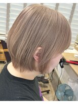 ラウラアンドロー(LAURA&RO) 【ペールベージュ】