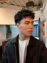 ビーバイエイトジェンツ(Bee by EIGHT GENTS)&nbsp;MEN’S HAIR/波巻ツイストスパイラル/フェザーパーマ/心斎橋