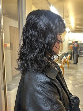 似合わせカットパーマミディアムレイヤーカットダークアッシュ