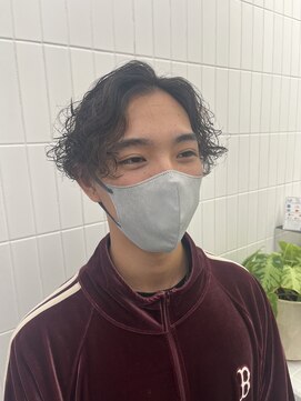 イル 天神西通り店(ill) メンズパーマ/刈り上げ/ジェルセット/360℃かっこよく見える