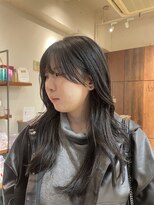 ローグ(Logue) 顔まわりレイヤーハッシュカット