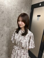ヨペ(yeope)&nbsp;【毛流れ華やかに】オリーブベージュヘアカラー/レイヤーカット