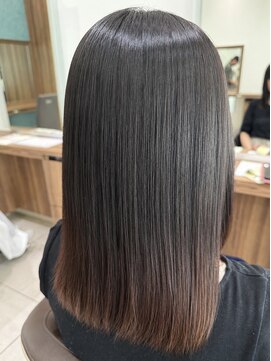 アッシュ 豊田店(Ash) 【艶ロング】まとまらないを縮毛矯正で改善
