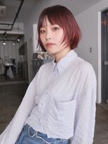 フィエル(fielu)&nbsp;顔まわりレイヤー×赤みブラウンのショートボブ【担当:ISAO】