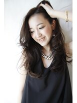 ブーケ(BOUQUET)&nbsp;「BOUQUET」美肌センターパートの暗髪　シースルー