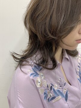 キューズ クラブ(cuz KLUB) 【cuzKLUB】ウルフレイヤー×アッシュベージュ