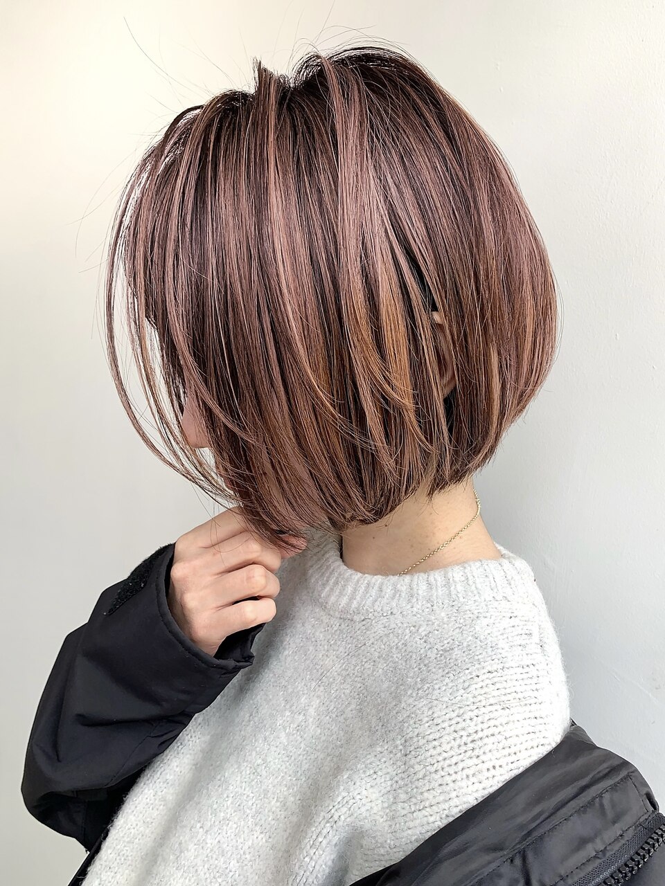 2023年夏】ハイライトカラーの髪型・ヘアアレンジ|人気順