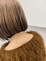 ミラ(mira)&nbsp;【mira】アンブレラカラー × ボブヘア