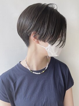 モリオフロムロンドン 原宿本店(morio from London) 【morio 原宿】黒髪ハンサムショート　前髪なし　センターパート