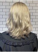 ホワイトブロンドカラー