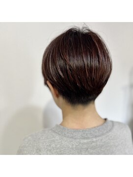 ボンドヘアー(Bond hair) 【ベリーショートボブ 】丸みショート“刈り上げ女子”