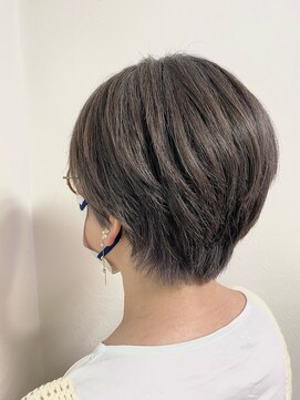 カミコーゼット グレイ(kamiko-Z Gray) 【炭酸シャンプー付き】カット＋イルミナカラー