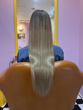 どぅ～す 梅田店 ホワイト