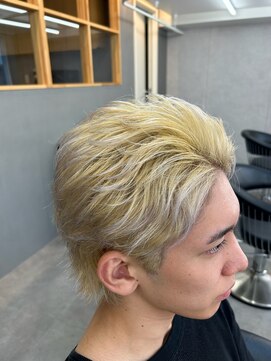 フリーラ 横浜(freera) ブロンドカラー