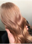 海外の女性必見！髪質・髪色に合わせた透明感カラー/艶髪