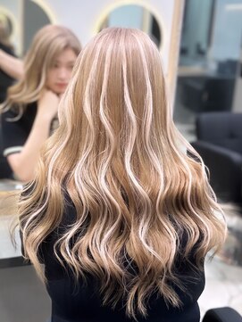 ラピス 福岡天神店(Lapis) ミルクティーベージュ/ブリーチ/ハイトーン/髪質改善