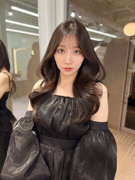 クム(kumu) 【kumu】 ロングレイヤー/顔周りカット/栄/名古屋