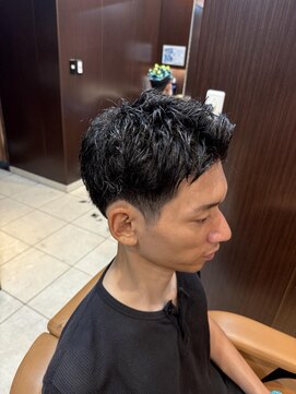 ヘアーモードキクチ 神田日銀通り店 神田ビジネス