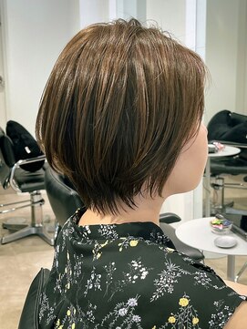 アコット(HAIR SALON ACOT) ナチュラルショート【カット×イルミナカラー】