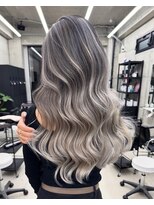 リノート バイ エゴル 名古屋(LINOET by ENGOL)&nbsp;【LINOET名古屋】バズり中！ハイトーンからのバレイヤージュ！