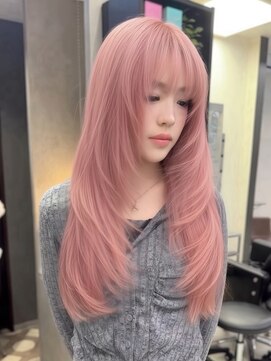 ジルバイジゼル(JILL by GiseL) ロング ブリーチ 顔周りカット ピンク ダブルカラー レイヤー