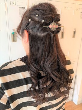 シファ(sifa) 大人系☆ハーフアップ