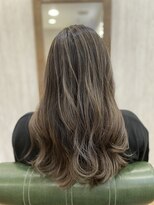 メルドゥ(Mel deux)&nbsp;ハイライト×バレイヤージュ×シルバーベージュ