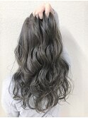 ダークグレージュ