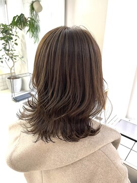 ヘアー アイス カンナ(HAIR ICI Canna) 細かいハイライトで全体の透明感と柔らかさをプラスに！