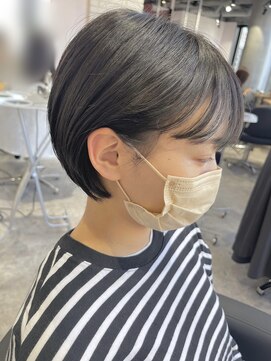 リーオオサカ(Lee Osaka) 【ショートカット】丸みが可愛い◎ミニボブ/新出奈津樹