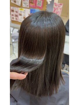 アンフェリール 原島店(Em Fellir) アースカラー/20代30代40代